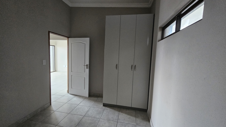 2 Bedroom Property for Sale in Stonehenge Mpumalanga