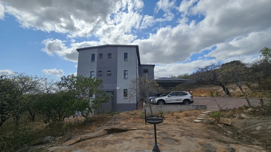 2 Bedroom Property for Sale in Stonehenge Mpumalanga