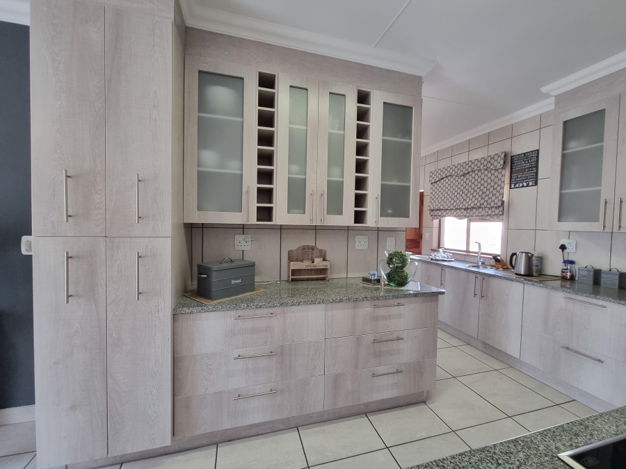 3 Bedroom Property for Sale in Nelspruit Ext 37 Mpumalanga