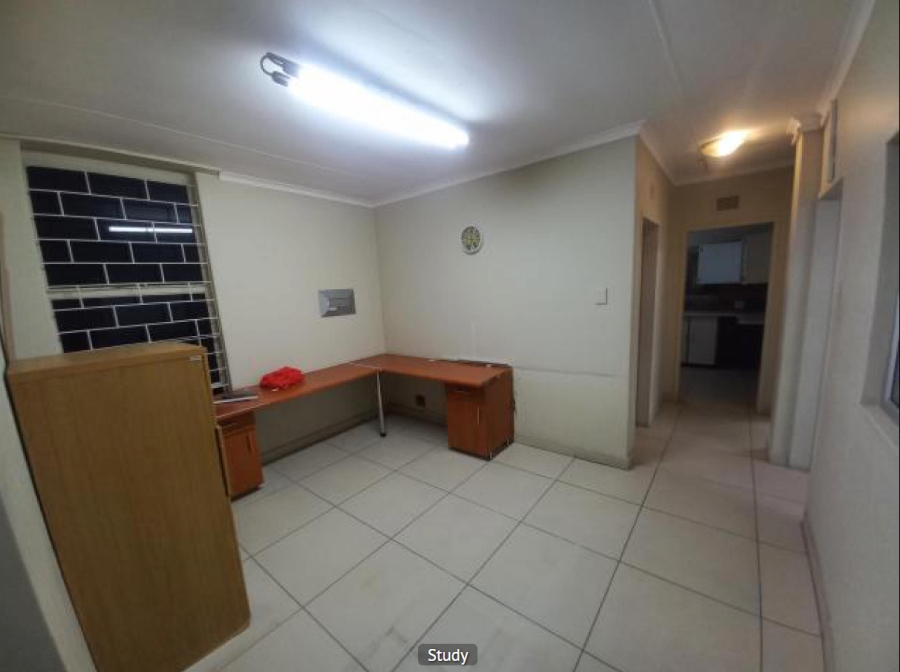 2 Bedroom Property for Sale in Sonheuwel Mpumalanga