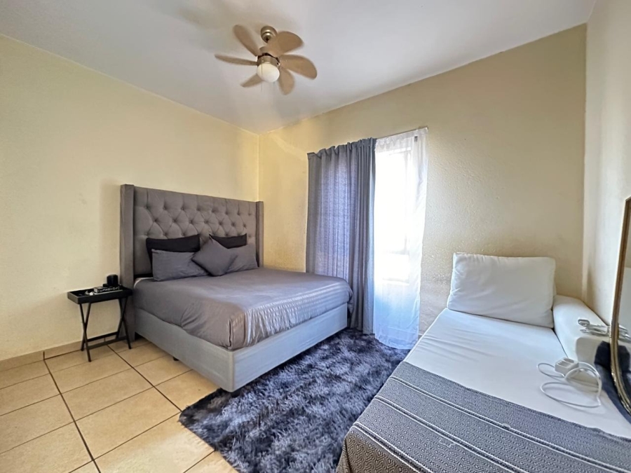 2 Bedroom Property for Sale in Stonehenge Ext 8 Mpumalanga