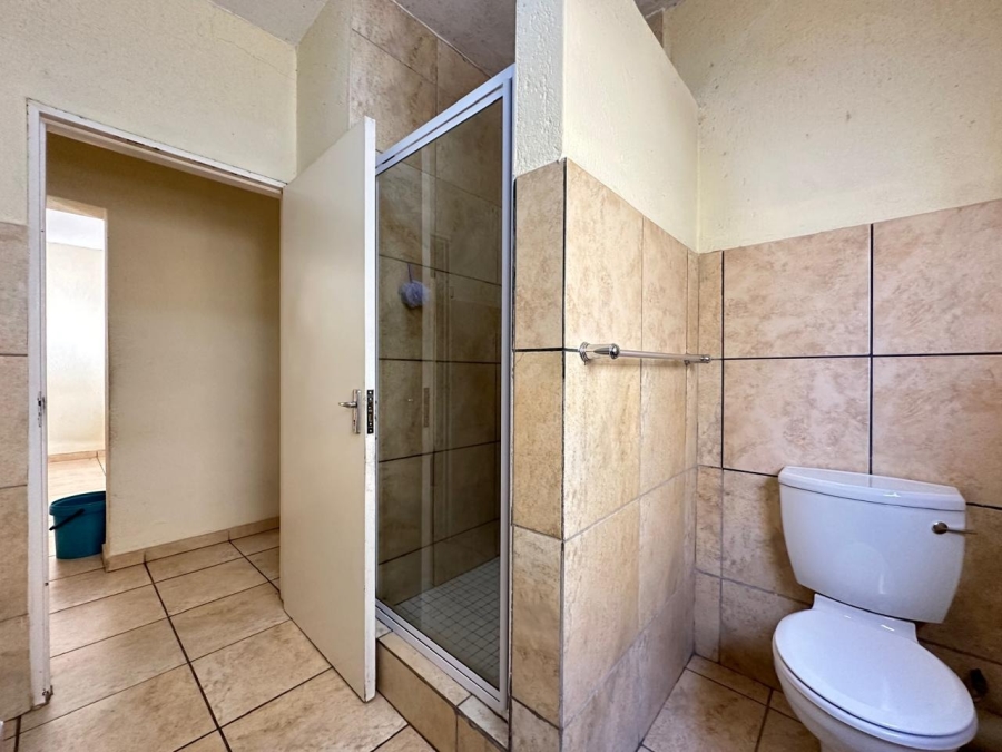 2 Bedroom Property for Sale in Stonehenge Ext 8 Mpumalanga