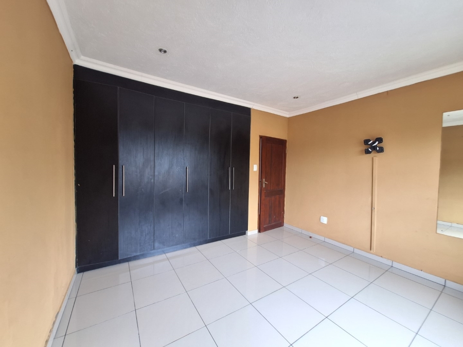 5 Bedroom Property for Sale in Drum Rock Mpumalanga