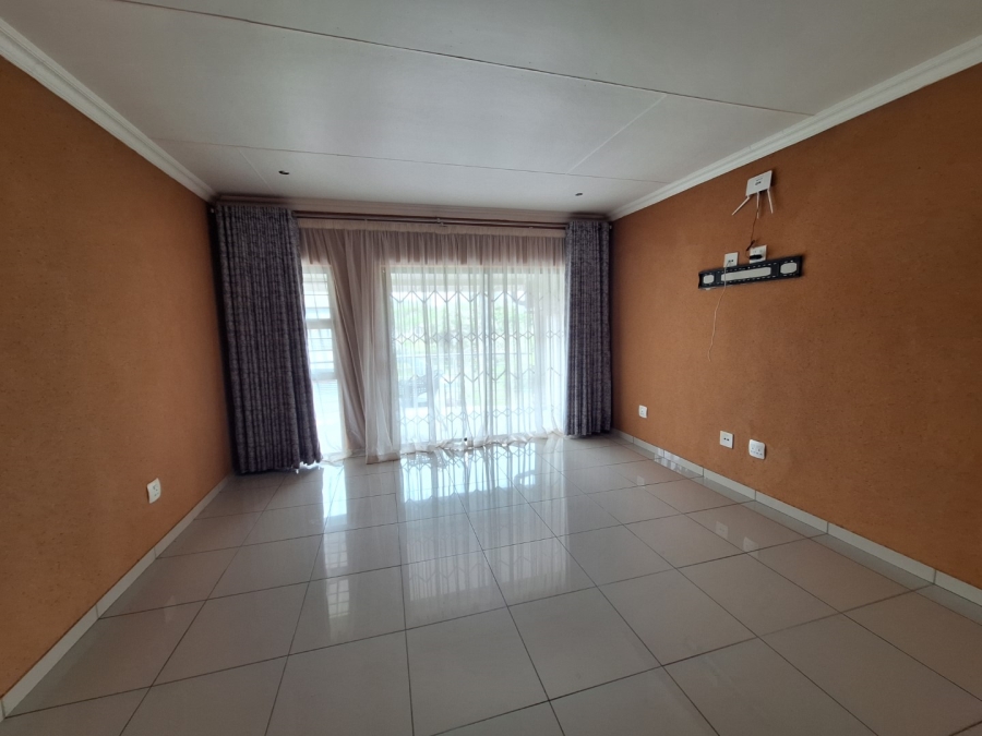 5 Bedroom Property for Sale in Drum Rock Mpumalanga