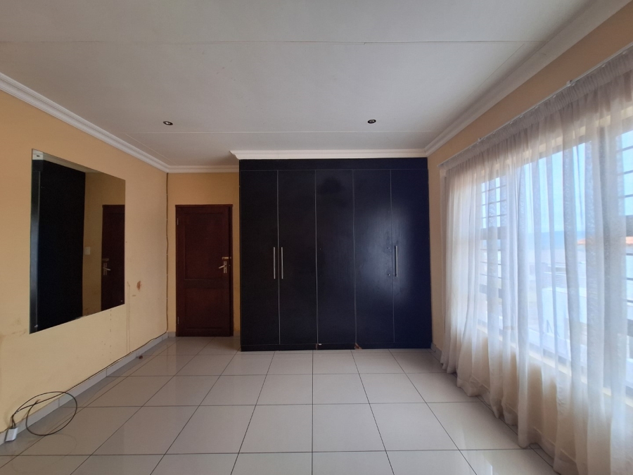 5 Bedroom Property for Sale in Drum Rock Mpumalanga