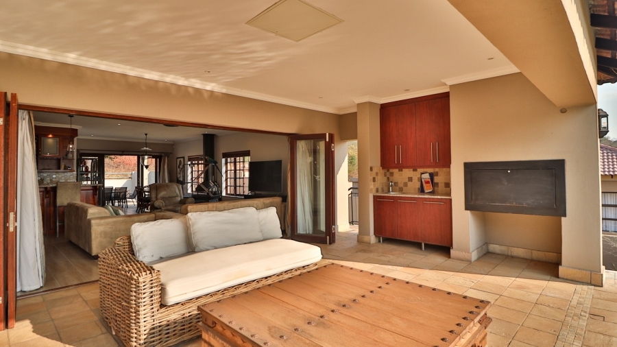 5 Bedroom Property for Sale in Ntulo Wildlife Estate Mpumalanga