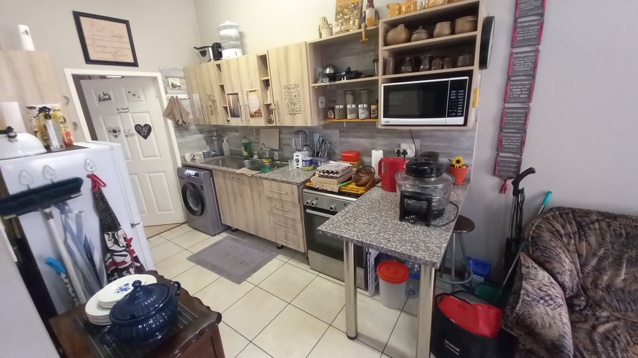 1 Bedroom Property for Sale in Terra Nova Mpumalanga