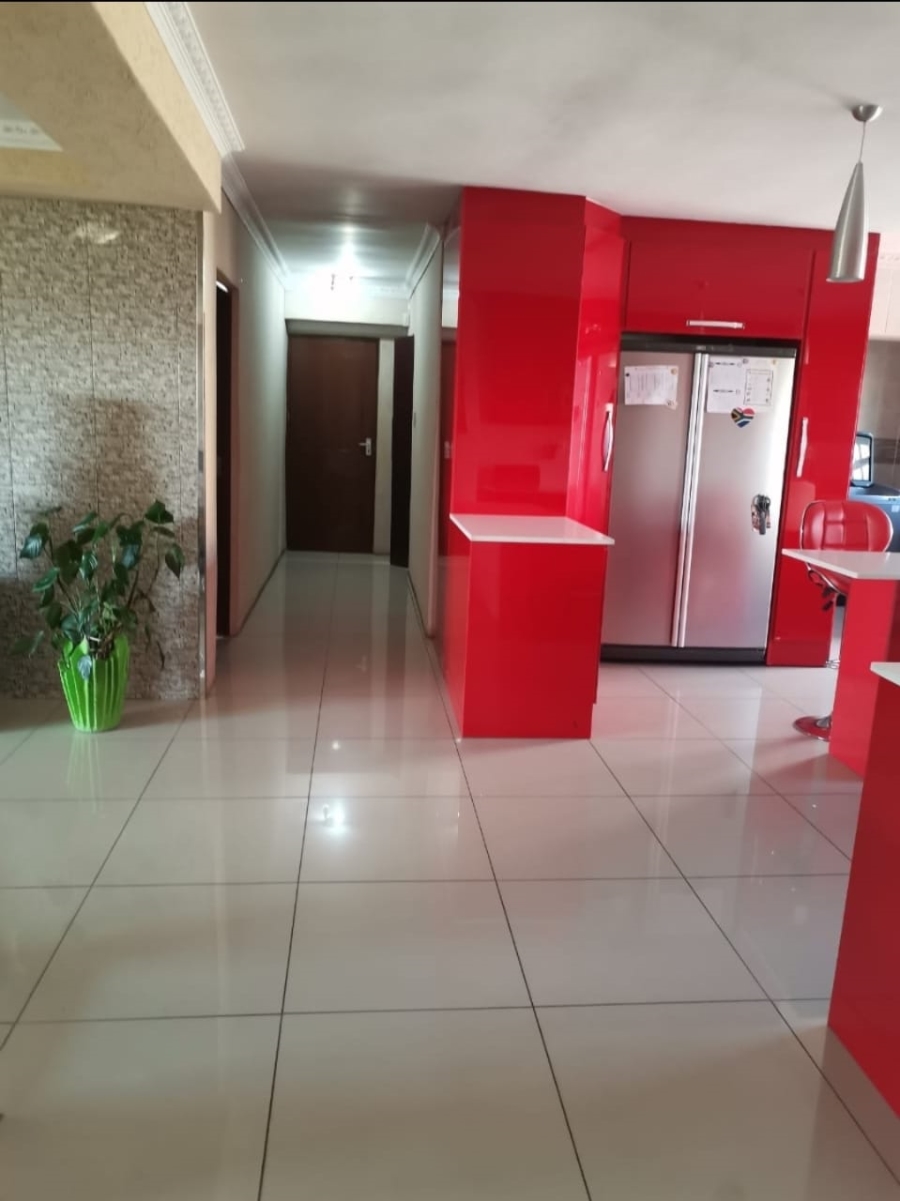 To Let 5 Bedroom Property for Rent in Kinross Mpumalanga