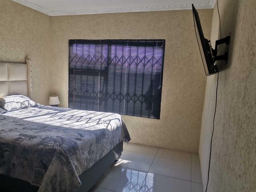 To Let 5 Bedroom Property for Rent in Kinross Mpumalanga