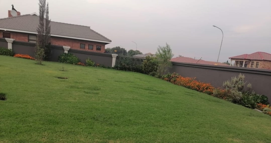 To Let 5 Bedroom Property for Rent in Kinross Mpumalanga