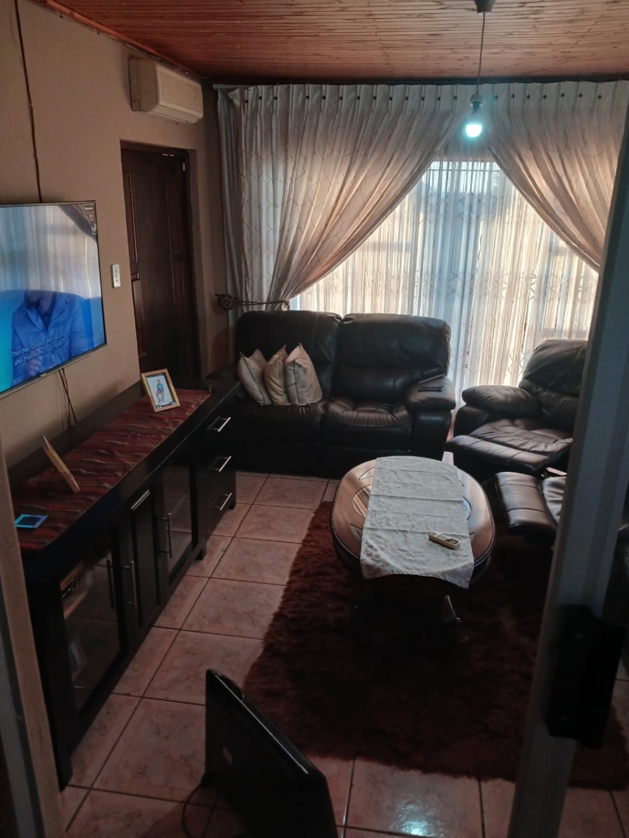 3 Bedroom Property for Sale in Tweefontein A Mpumalanga