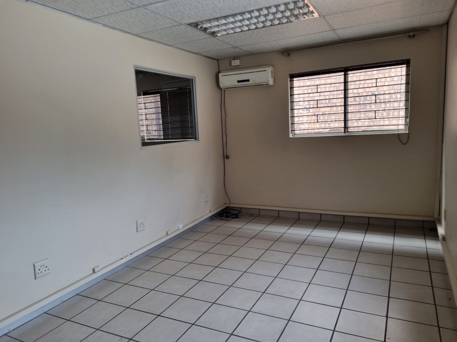 To Let commercial Property for Rent in Sonheuwel Mpumalanga