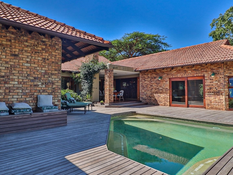 6 Bedroom Property for Sale in White River Country Estate Mpumalanga