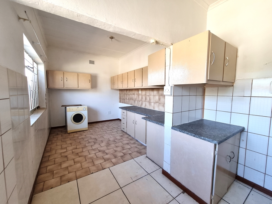 To Let 3 Bedroom Property for Rent in Nelspruit Ext 2 Mpumalanga