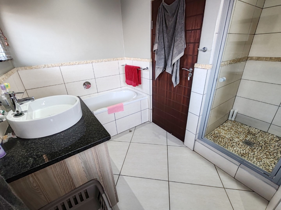 To Let 3 Bedroom Property for Rent in Sonheuwel Mpumalanga