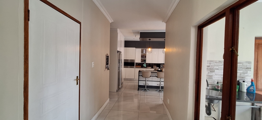 4 Bedroom Property for Sale in Ben Fleur Mpumalanga