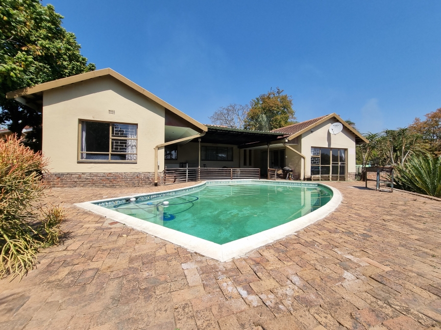 3 Bedroom Property for Sale in West Acres Ext 1 Mpumalanga