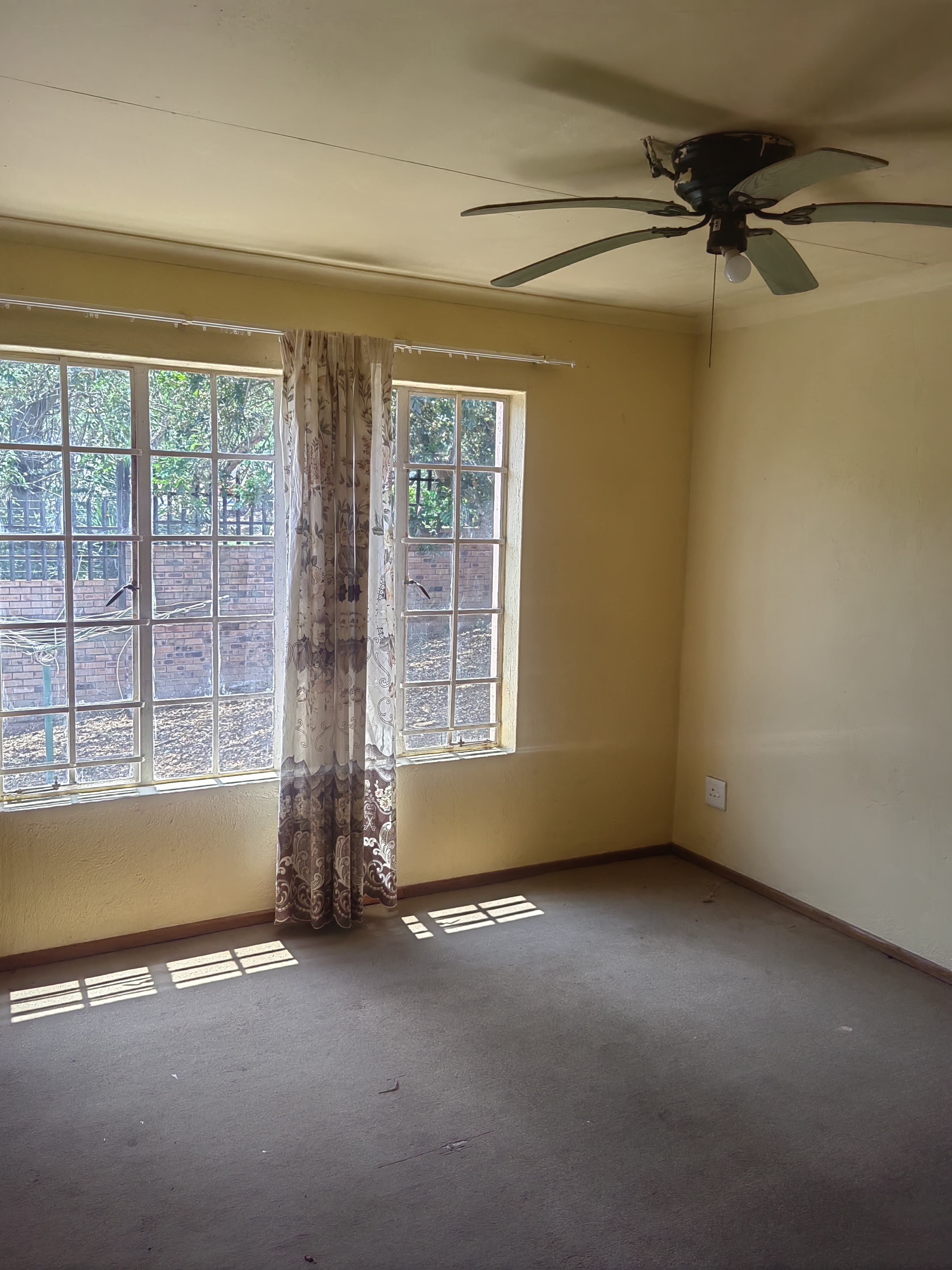 2 Bedroom Property for Sale in Stonehenge Mpumalanga