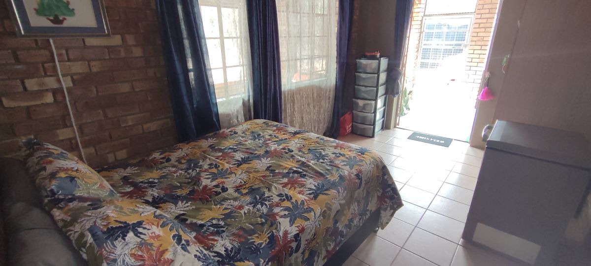 3 Bedroom Property for Sale in Marloth Park Mpumalanga