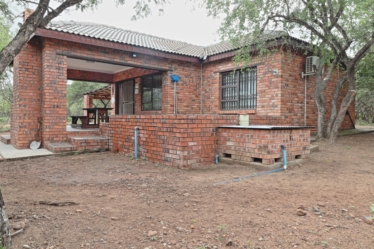 2 Bedroom Property for Sale in Marloth Park Mpumalanga