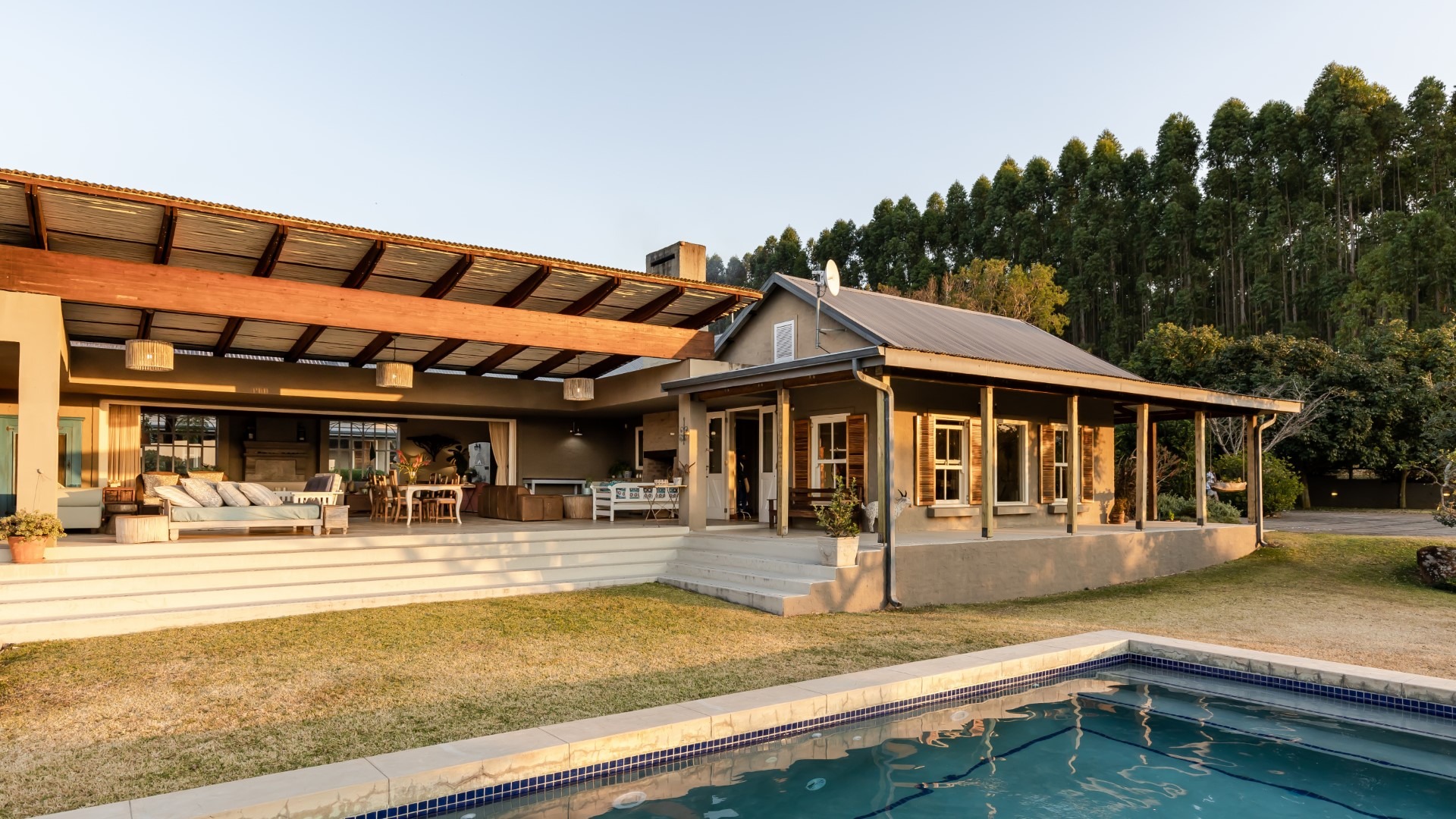 5 Bedroom Property for Sale in White River Estates Mpumalanga