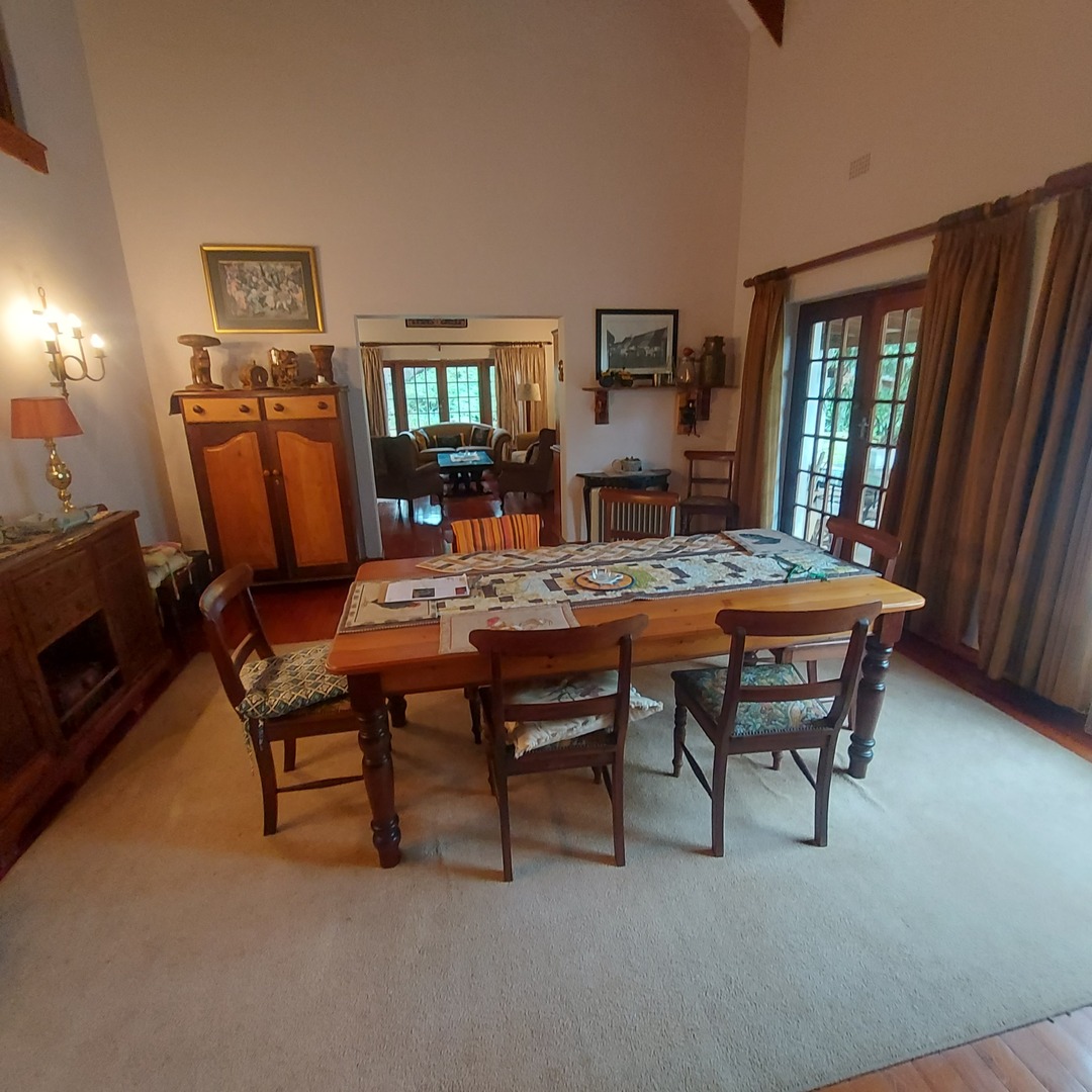 6 Bedroom Property for Sale in White River Mpumalanga