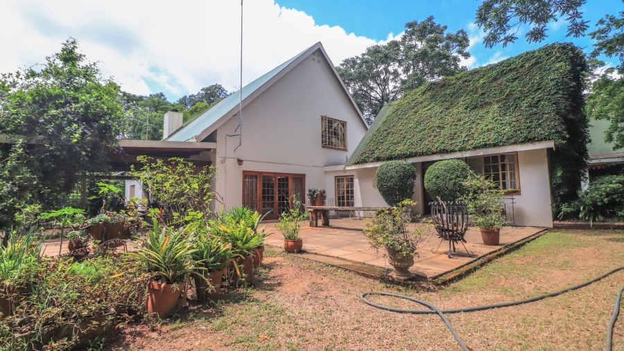 6 Bedroom Property for Sale in White River Mpumalanga