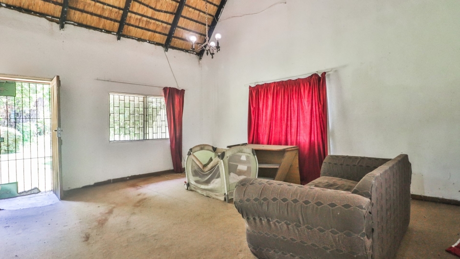 6 Bedroom Property for Sale in White River Mpumalanga