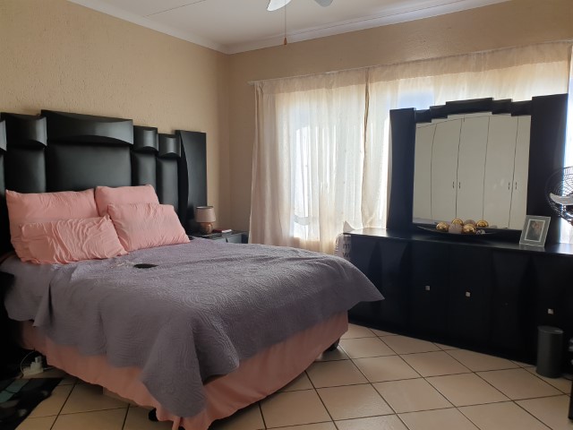 2 Bedroom Property for Sale in Nelspruit Ext 1 Mpumalanga