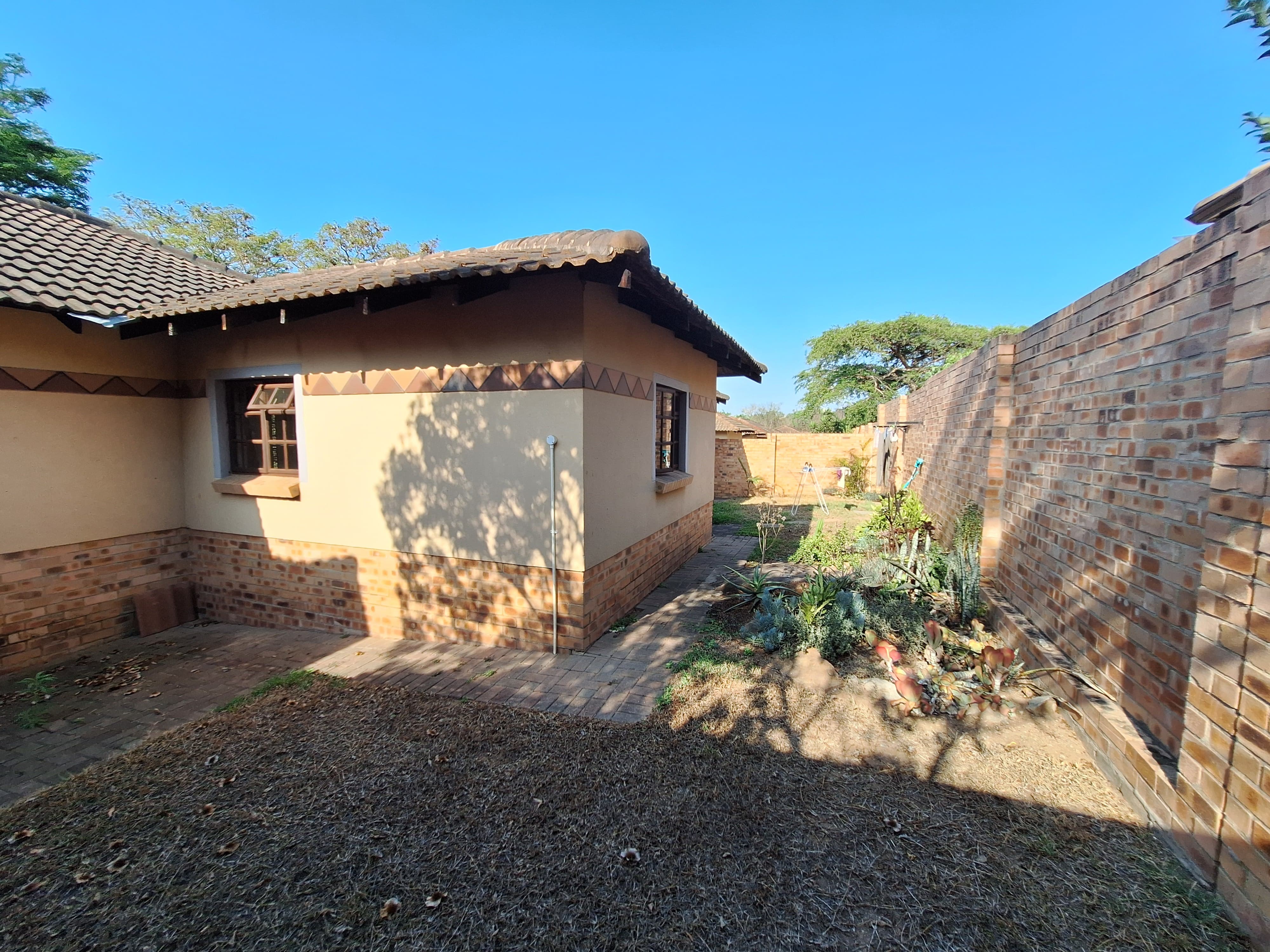 To Let 3 Bedroom Property for Rent in Nelspruit Ext 20 Mpumalanga