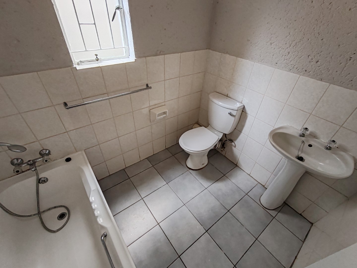 To Let 2 Bedroom Property for Rent in Sonheuwel Mpumalanga