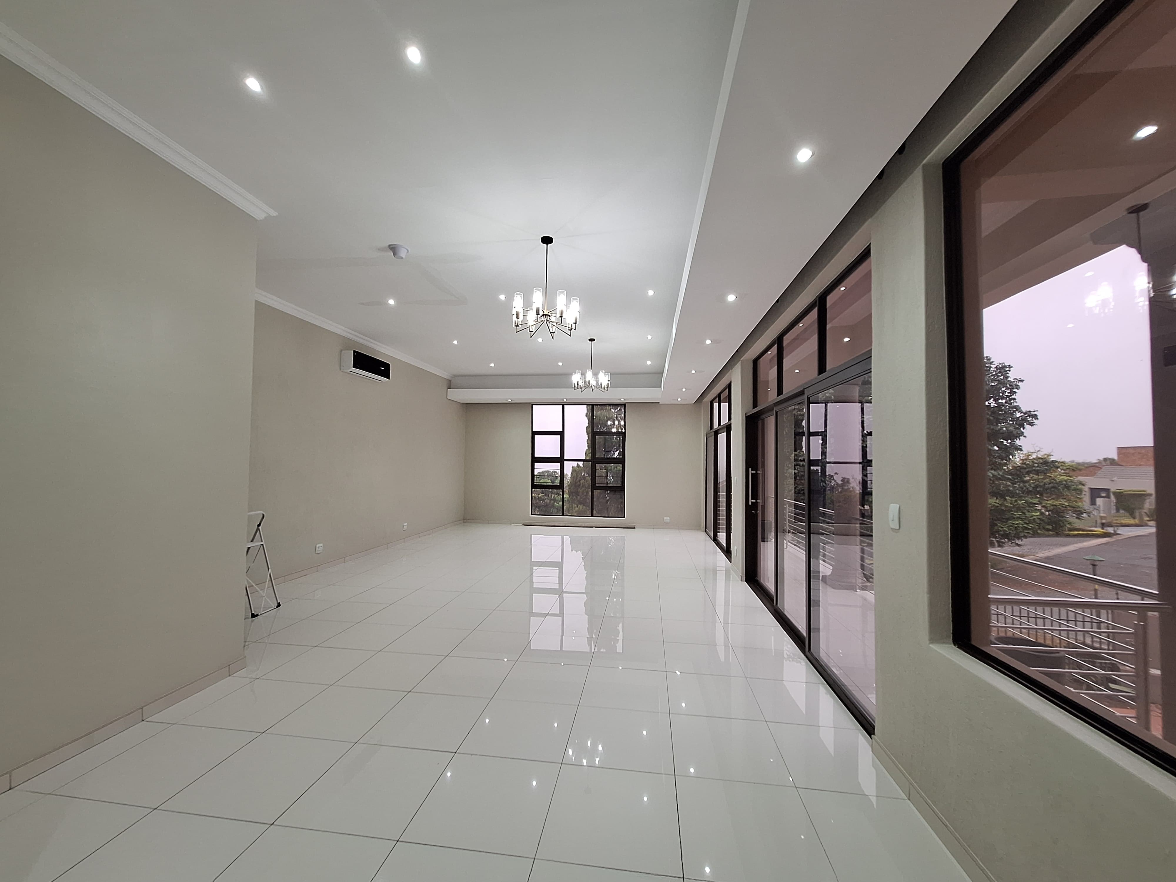 To Let 6 Bedroom Property for Rent in Nelspruit Ext 11 Mpumalanga