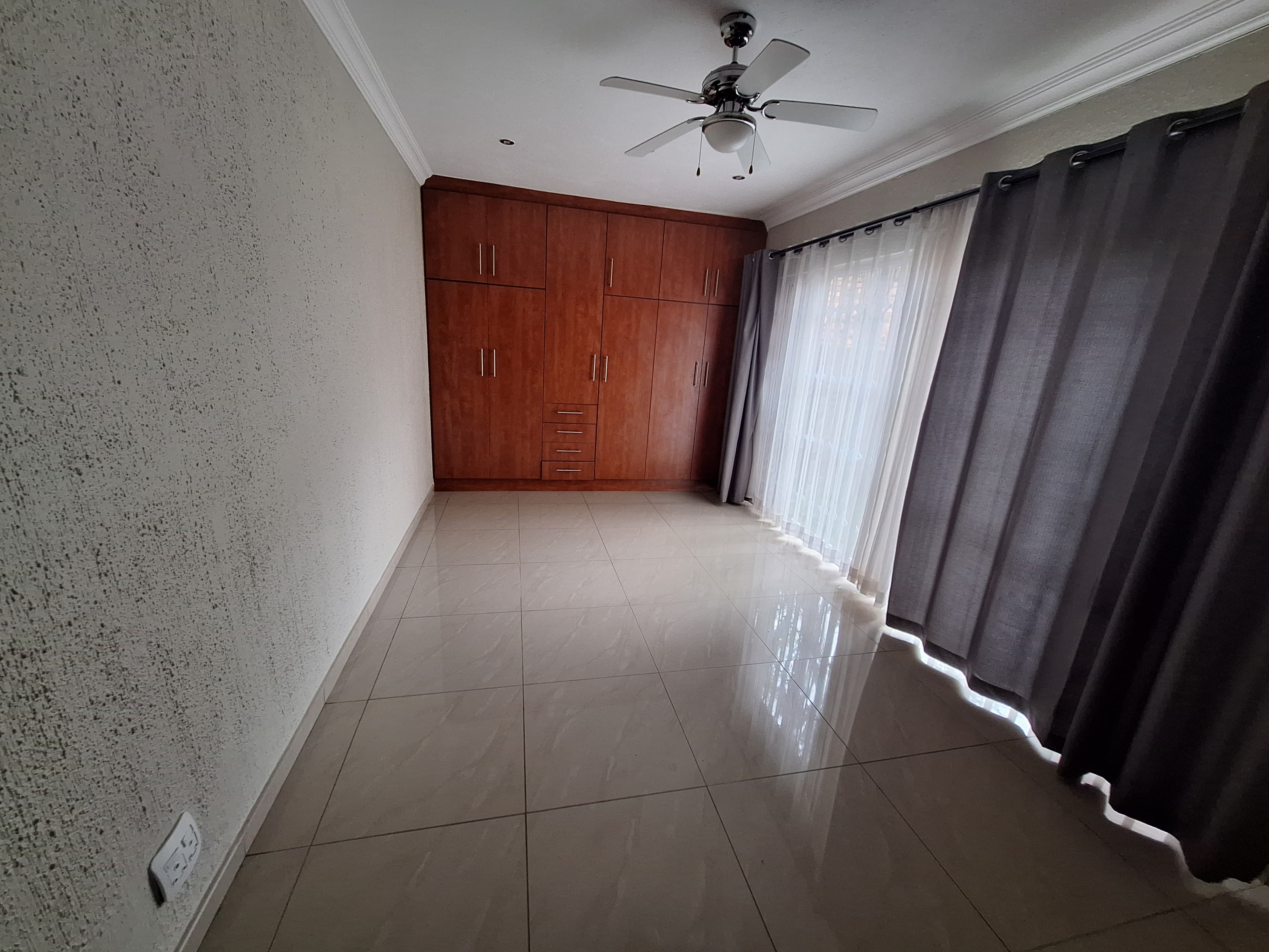 To Let 6 Bedroom Property for Rent in Nelspruit Ext 11 Mpumalanga