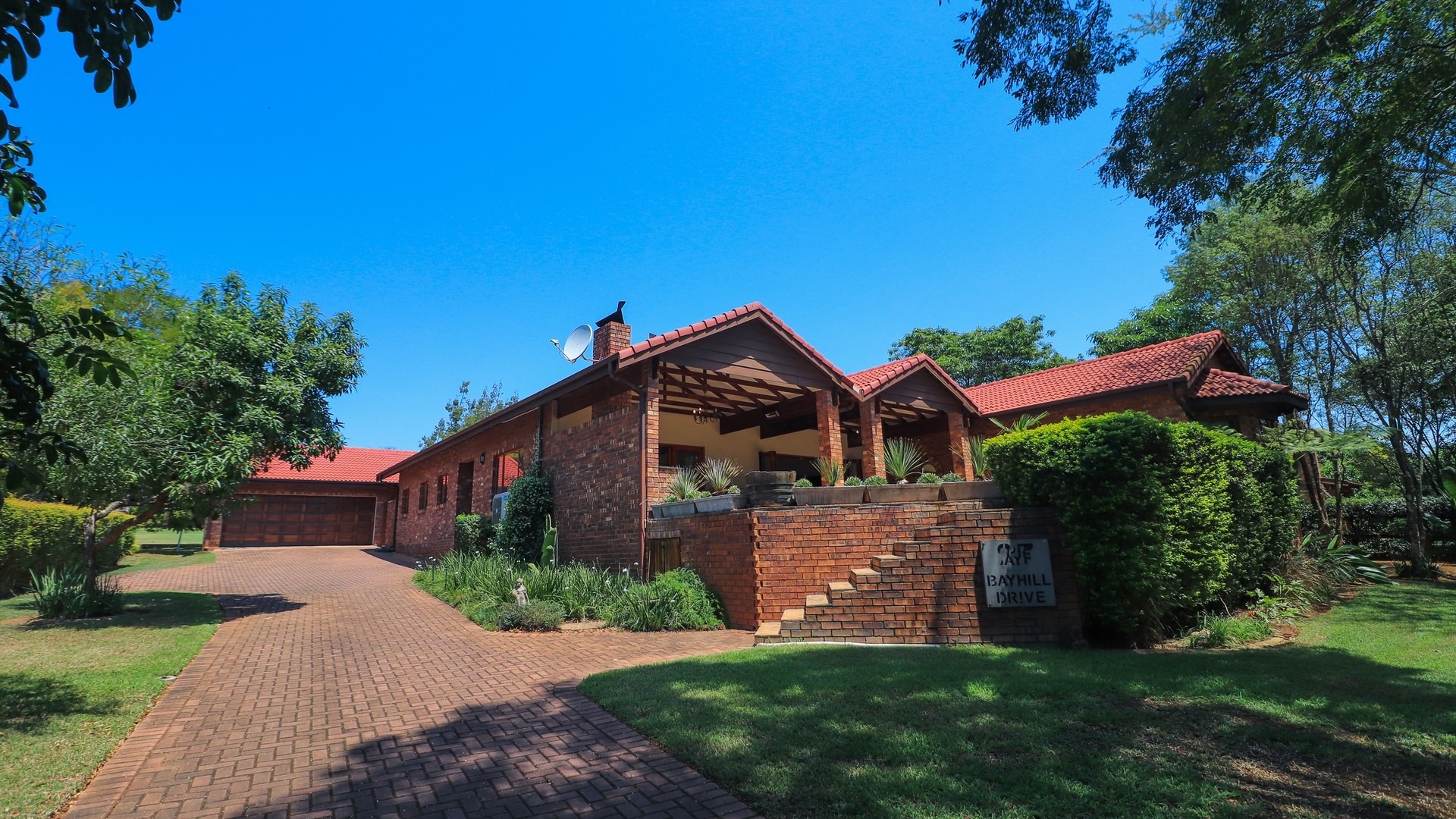 4 Bedroom Property for Sale in White River Country Estate Mpumalanga