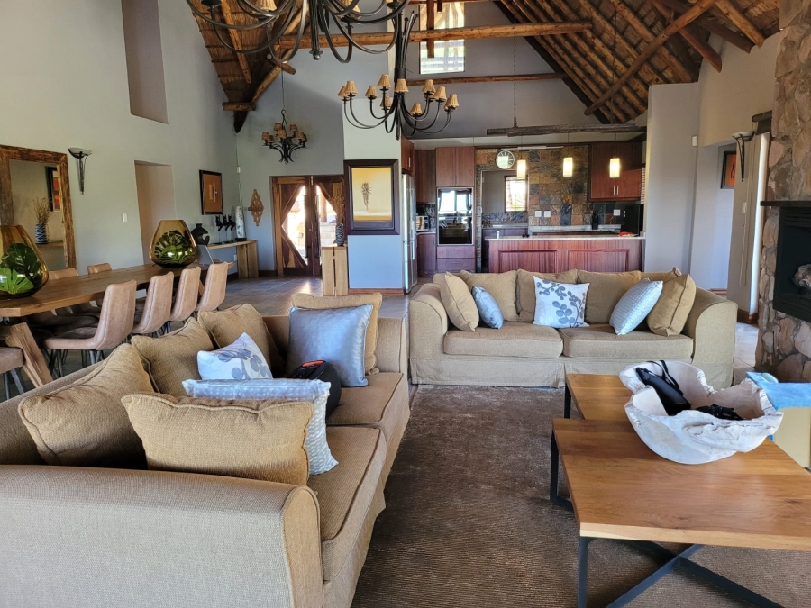 4 Bedroom Property for Sale in Doornkop Fish and Wildlife Reserve Mpumalanga