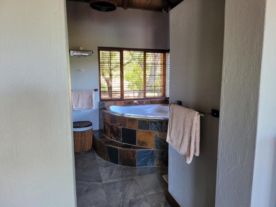 4 Bedroom Property for Sale in Doornkop Fish and Wildlife Reserve Mpumalanga