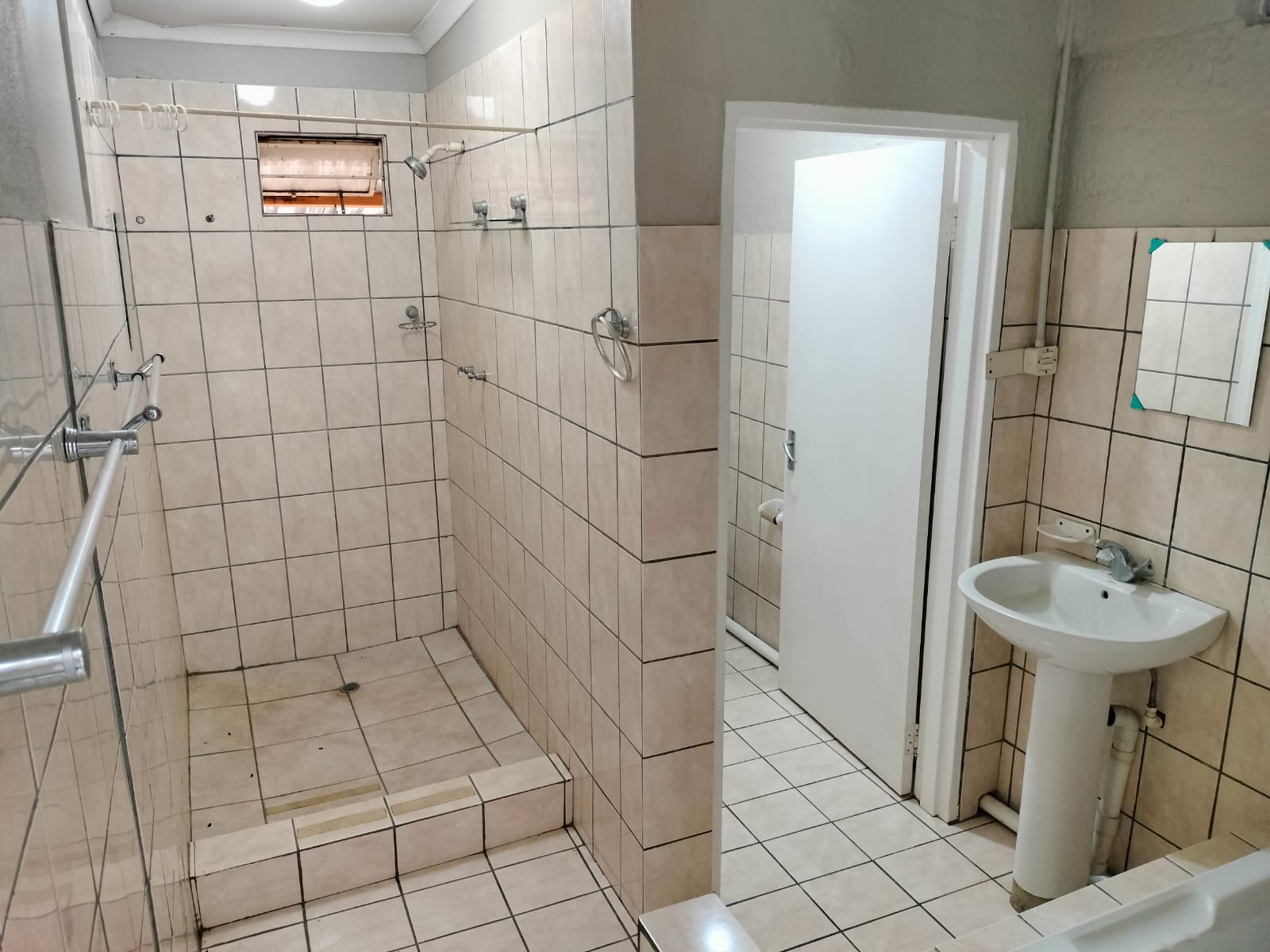 To Let 1 Bedroom Property for Rent in Hilltop AH Mpumalanga