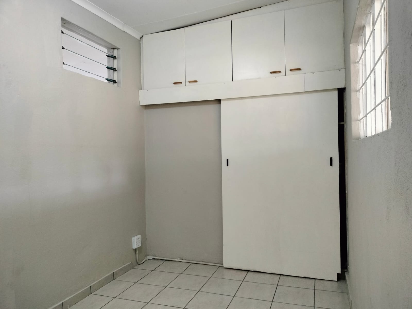 To Let 1 Bedroom Property for Rent in Hilltop AH Mpumalanga