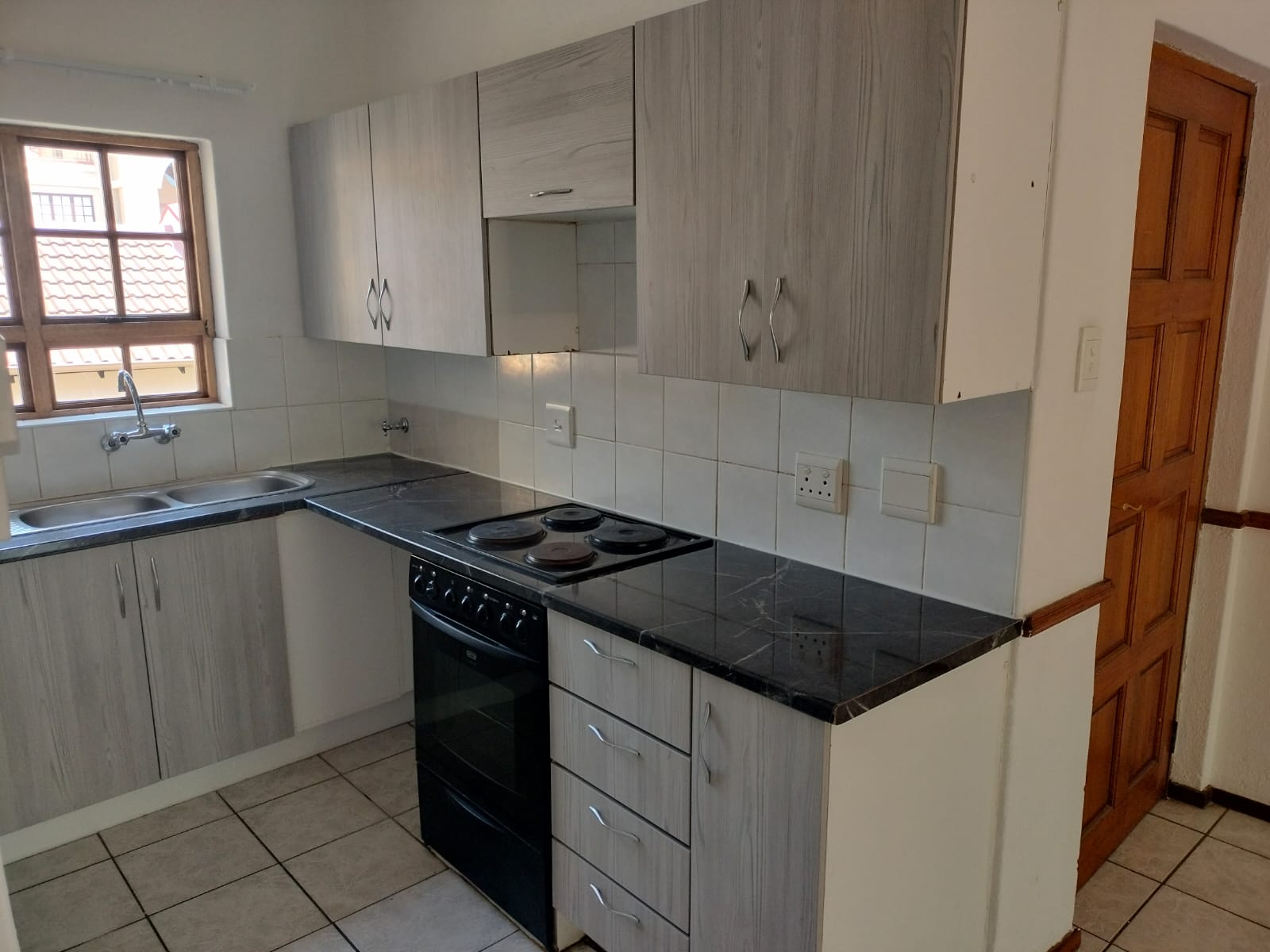 To Let 2 Bedroom Property for Rent in Riverside Park Mpumalanga