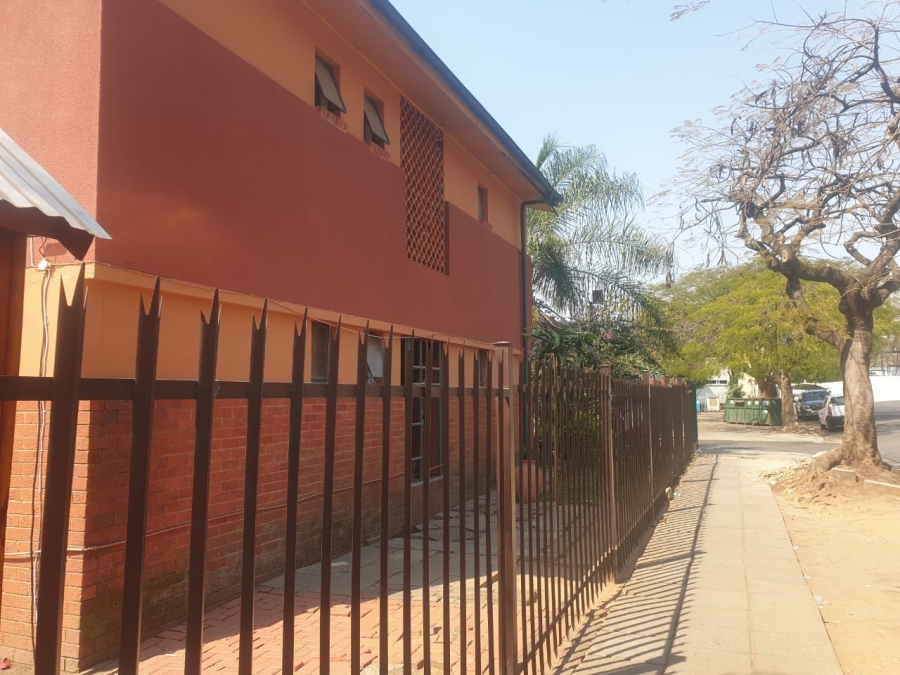 2 Bedroom Property for Sale in Nelspruit Mpumalanga