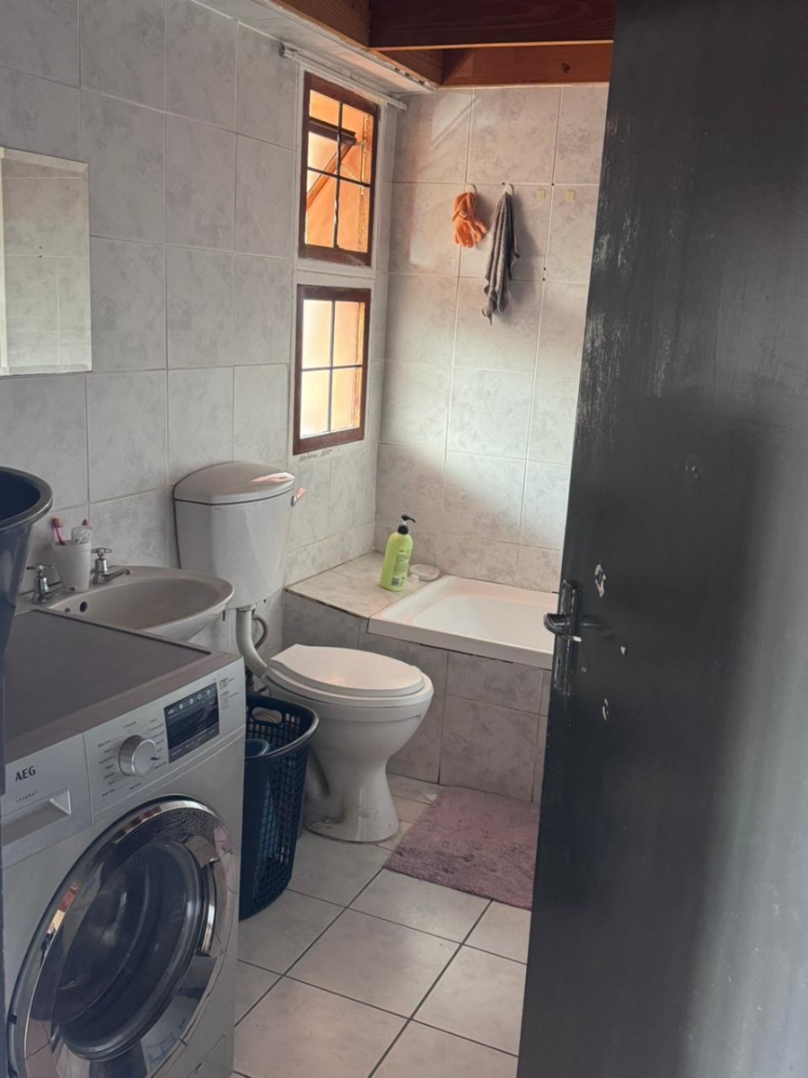 1 Bedroom Property for Sale in White River Mpumalanga