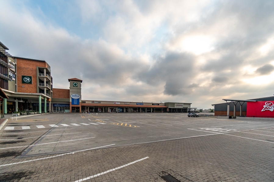 To Let commercial Property for Rent in West Acres Ext 1 Mpumalanga