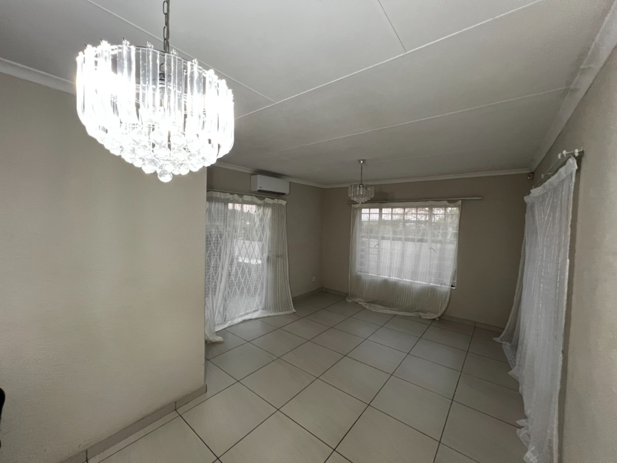 3 Bedroom Property for Sale in Sonheuwel Mpumalanga