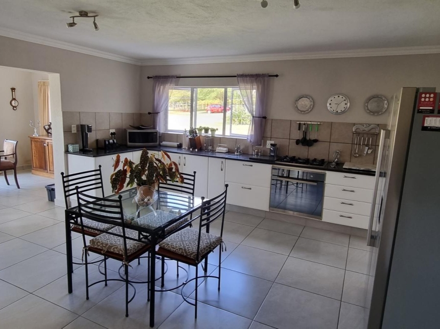 5 Bedroom Property for Sale in White River Mpumalanga