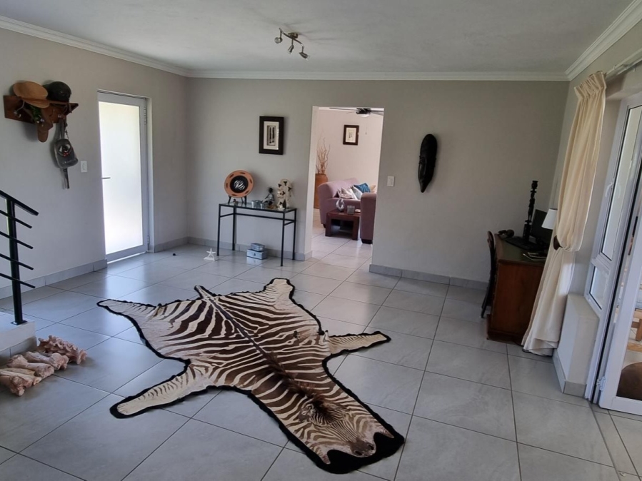 5 Bedroom Property for Sale in White River Mpumalanga