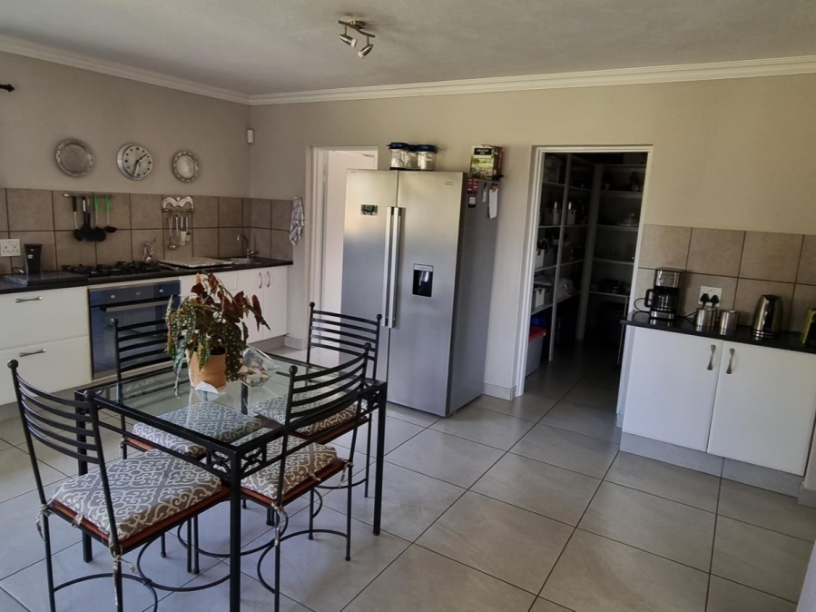 5 Bedroom Property for Sale in White River Mpumalanga