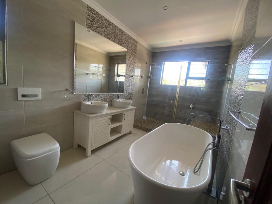 4 Bedroom Property for Sale in Elawini Lifestyle Estate Mpumalanga