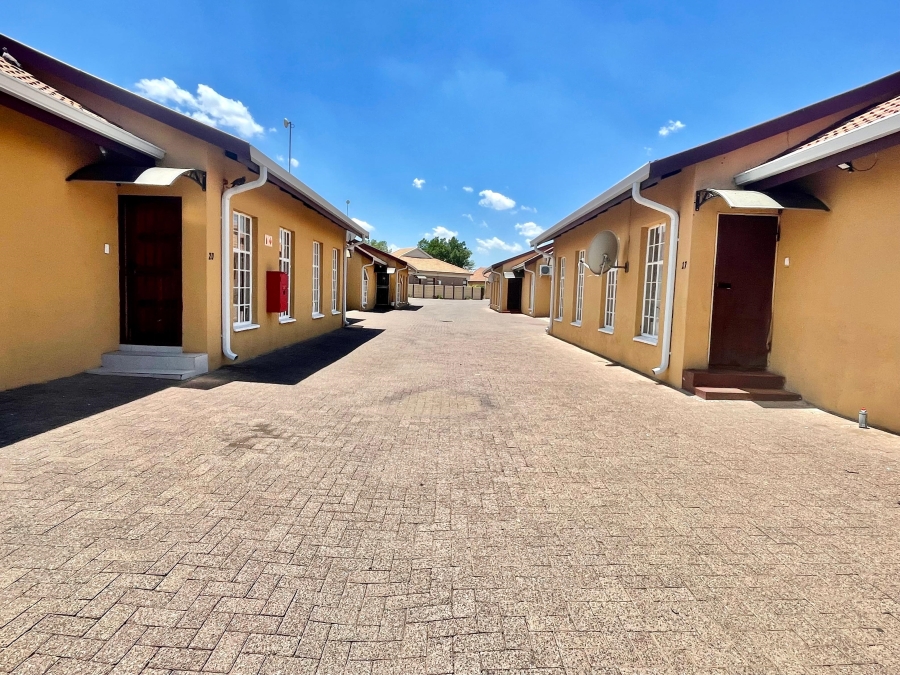 To Let 2 Bedroom Property for Rent in Secunda Mpumalanga