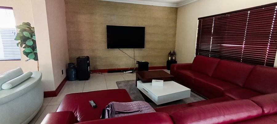 4 Bedroom Property for Sale in Ben Fleur Mpumalanga