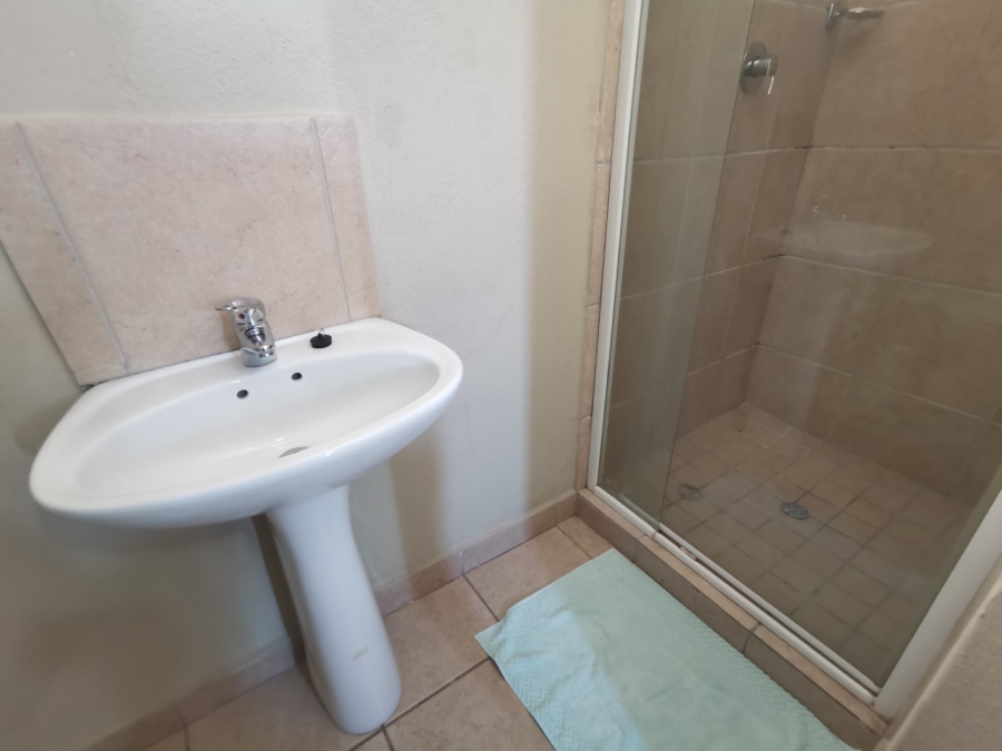 To Let 1 Bedroom Property for Rent in Nelspruit Ext 29 Mpumalanga